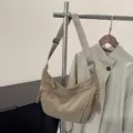 Borsa a tracolla in nylon alla moda per donne, borsa versatile minimalista di grande capacità. - Kaki