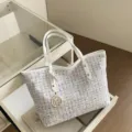 Chic tweed shoulder bag for women, large capacity casual tote purse with stylish M pendant. - White
