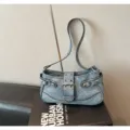 Ρετρό τσάντα ώμου από τζιν με μεταλλική αγκράφα και πριτσίνια, κομψή vintage τσάντα. - Μπλε Χωρίς Μπρελόκ