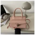 Schicke minimalistische Damentasche lässige vielseitige Umhängetasche stilvoller Alltag - Rosa