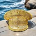 Goldener Punk-Kapitänshut mit Strasssteinen und Metallstacheln für Festival-Raves - Verstellbar / Komplett Gold Mehrschichtige Strass Niete Marinehut