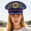 Lila Kapitänsmütze im Punk-Y2K-Stil mit Nieten und floralem Kristall-Pailletten-Design - Verstellbar / Lila Irideszierend Wassertropfen Strass Marinehut