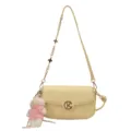 Bolso acolchado amarillo para axilas con cadena y colgante de peluche para mujer. - Con Colgante / Amarillo