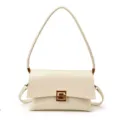 Elegante cremeweiße Wachsöl-Leder Schultertasche mit luxuriösem goldenen geometrischen Schloss. - Weiß