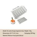 Detaillierte Größen- und Materialangaben einer 30-fach Silikonform für Mandarinenstücke - 30-Loch Orangenviertel Grau (130g)