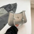 Bolso De Hombro Metálico Plateado Con Insignia De Estrella Elegante Bolso Casual - Plateado
