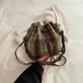 Winter Plaid Bucket Bag Stylish PU Trim Crossbody Handbag Casual Chic Shoulder Bag - With Ornament / Green