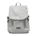 Grauer Rucksack Freizeittasche Schultertasche fuer Alltag Schule Arbeit Grossraum - M / Grau