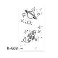 Tatuaggio temporaneo con pianeta spaziale e razzo, design minimalista a linee nere. - K-669