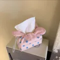 Bonita funda de caja de pañuelos rosa de lunares con detalles creativos de pétalos de flores. - Estilo Abierto de Flor / Puntos rosa azul