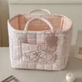 Rosa gesteppter Blumen Aufbewahrungskorb mit Karo-Futter, süße tragbare Handtasche für zu Hause. - Rosa Floral