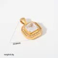 Eleganter quadratischer Halo-Anhänger mit funkelndem Zirkonia in Goldoptik Detailansicht. - Anhänger Ohne Kette (G50)