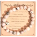 Pulsera de cuentas de piedra cebra rosa de moda con dije de corazón y tarjeta de cumpleaños. - Estilo 24 Cumpleaños