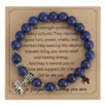 Blauwe kralen armband met olifant bedel, vriendschap cadeautje voor man en vrouw, helende energie. - Olifant Hanger / Met Displaykaart / Lapis lazuli