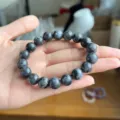 Natural gemstone bead bracelet with beautiful flash effect, simple and elegant style for women. - Glitter Stone - Black