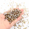Epipedes krystallines petres strass gyaliou gia DIY nail art kai axesouar diakosmisis. - Κρυστάλλινο Κίτρινο
