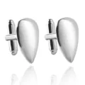Détail de boutons de manchette en métal en forme de goutte argentée, style élégant. - Style Goutte d'Eau (B1026) / Argent