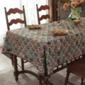 Nappe rectangulaire jacquard fleurs paisley en mélange de coton vintage américaine pour table - Petite forme irrégulière et bord festonné café