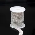 Catena di strass a 4 file catena con artigli argentati fai da te vestito da sposa accessorio - Strass SS6 2mm, larghezza 8mm, 0,9m 1 yard / Strass bianchi con catena placcata argento