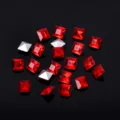Strass de nail art carrés rouges cristaux dos plat diamants pour réparation de montres bricolage - 4mm (20 Pièces/Paquet) / Rouge
