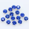 Runde blaue Glas-Krallen-Strasssteine mit silbernen Fassungen zum Nähen an Kleidung und Taschen. - 6mm (36 Stück/Packung) / Dunkelblau