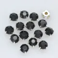 Schwarze Strasssteine zum Aufnähen mit silbernen Krallen für Kleidung und Taschendekor. - 6mm (36 Stück/Packung) / Schwarz