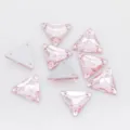 Strass in cristallo triangolari rosa da cucire con fori per decorare abiti e scarpe fai da te. - Rosa