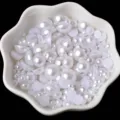 Perles demi-rondes melangees cabochons de perles plates pour art d'ongles et DIY 15g - Blanc pur