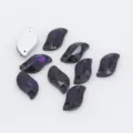 Strass en cristal plat en forme de S violet à deux trous pour couture DIY accessoires. - Violet