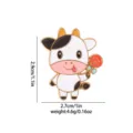 Leuke cartoon koe geëmailleerde speld broche met lolly ontwerp stijlvolle metalen accessoire. - Leuke Koe met Lolly Stijl (C2612-1)