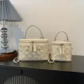 Sac Boite de Vanite Matelasse Blanc avec Perles Strass et Chaine Variante Modele - L / Blanc Cassé