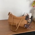 Sac à épaule rétro pour femme sac bandoulière décontracté avec joli pendentif marron - Avec Pendentif / Marron