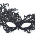 Black lace masquerade mask, exquisite half-face eye mask for party and Halloween events. - Phoenix