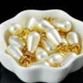 Imitatie druppelparel DIY bedels met gouden strass ringen voor het maken van sieraden. - 10x18mm (20 Stk) / Broken Wit