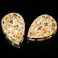 Boton estrass gota dorado, engaste garra filigrana cristal de vidrio para vestido. - Lágrima de 10x14mm, 1 unidad / Blanco