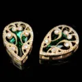 Botón decorativo de estrás en gota, metal filigrana dorado con piedras de vidrio verde. - Verde pavo real