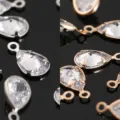 Hermosos Colgantes de Gota de Cristal Zirconia para Creación de Joyas DIY Oro Plata - Colgantes de gota con un solo aro 5x7 mm