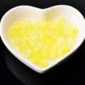 Yellow crackle beads round glass beads for DIY jewelry making accessories and crafting projects. - Iridescent Light Yellow White Y12 Color