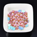 Flache unregelmäßige Nagel-Strasssteine, Phantom helllila Aurora Glasdiamanten für DIY Nagelkunst - Pfeil (16#) / 6X8mm