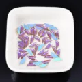 Flache unregelmäßige Strasskristalle für Nagelkunst DIY Dekoration, aurora lila Glassteine. - Trapezförmig (26#) / 3x8mm