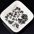 Schwarze Herz Nagel Strasssteine Flache Kristall Edelsteine Mineralgrau DIY Nagelkunst - Asymmetrisches Herz / 6x7mm / Mineralgrau