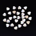 Strass per unghie a cuore, pietre di vetro piatte in cristallo AB per nail art e decorazioni. - Forma a cuore / 20 Pezzi (5mm)