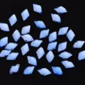 Gemischte rautenförmige Nagel-Strasssteine, glänzende Kristall-Charms für schöne Nagelkunst. - Rautenmuster / 20 Stück Packung (5x8mm) / Blau