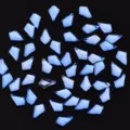 Blaue Strasssteine flache Drachenform fuer Nail Art Nagel Dekoration Glaenzend 20 Stk - Melonenkernform / 20 Stück/Packung (4x6mm) / Blau