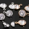 Colgante de Circonita de Cristal Accesorios de Joyeria DIY Amuletos Dorados Plateados - Abalorios redondos de 6 mm con un solo asa