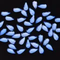 Blaue tropfenförmige Strasssteine für Nagelkunst, glitzernde Kristallsteine für tolle Maniküre. - Tropfenform / 20 Stück/Packung (4x8mm) / Blau