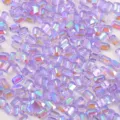 Primer plano detallado de pedrería de uñas rectangular aurora morada, cristales de hielo mágicos. - Púrpura Ensueño Transparente de Hielo