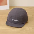 Gorra de camping impermeable de 5 paneles para niños con un bonito bordado frontal. - Circunferencia de la cabeza (50 cm) / Gris oscuro