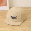 Detalles de la gorra de béisbol infantil lisa de secado rápido en color beige con bordado azul. - M / Caqui