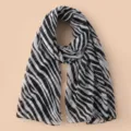 Pañuelo largo de gasa de moda con estampado de cebra negro y blanco para mujer elegante - 155*72 cm / Cebra en Blanco y Negro